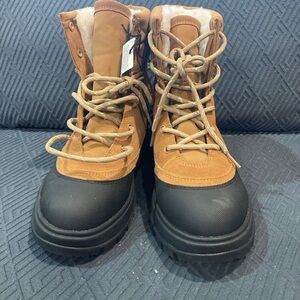 Koolaburra Tan and Black Winter Boots